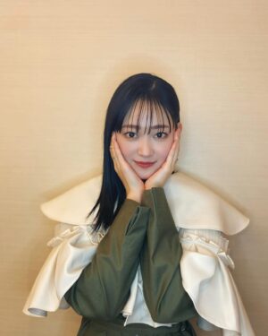 Miyu Yoshimoto Instagram - 🏅

#北九州 にて
#北九州市民文化奨励賞 を頂きました🥹
この私が😭

歴史と名誉ある賞を頂けて
とても光栄です！

北九州に生まれ育って
北九州で沢山の感情を経験しました。
都会と自然どちらも身近にある
北九州という街だからこそ
経験できたこともあったと思います。

そしてその経験が
今、役者という仕事を通して
活かされています。

こちらが恩返しをしたい立場なのに
こんな素敵な賞を私の方が頂けて
何と言う言葉を発したらいいか、、🥹

作品を通して
恩返ししていけたらと思います。
そして今後北九州をより盛り上げていく為に
何ができるか
色々考えたいと思います☺️

選考して下さった皆様
本当にありがとうございます！

まだ北九州に足を運んだ事ない方は
ぜひ行ってみてください！
行けば、好きになります✨