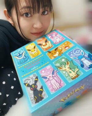 Miyu Yoshimoto Instagram - きたきたぁぁぁぁぁ！！！

#イーブイフレンズコレクション ケーキ🎂

予約してから受け取ってからもワクワクだし
受け取った瞬間もニヤニヤが止まらんやった☺️

可愛いくて美味しくて発狂しました笑

ちなみに私はブイズだと
#ブラッキー が好き🥹

#ポケモンユナイト でも
ブラッキー使ってる👍
（あと、ゼラオラも）