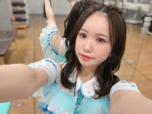 Mizuta Shiori Instagram - ⠀
⠀
年に一二回しかしないデコだし👧🏻✨

#NMB48#idol#アイドル#アイドル衣装#アイドルヘア