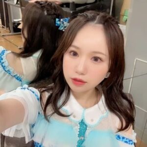 Mizuta Shiori Instagram - ⠀
⠀
年に一二回しかしないデコだし👧🏻✨

#NMB48#idol#アイドル#アイドル衣装#アイドルヘア