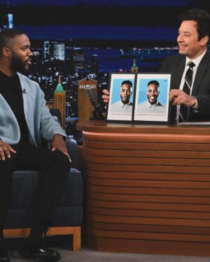 Mo Gilligan Instagram - Really enjoyed myself the @fallontonight much love to @jimmyfallon and the team for having me on the show. Final 3 show of the US tour are this week in Philly. Head to the link in my bio to grab the last remaining tickets. Much love to the team:
@independentpublicrelations @utcartistmgmt @jvnofficial