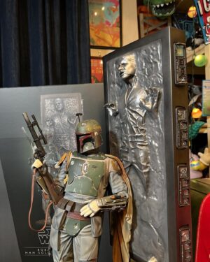 Mocomichi Hayami Instagram - STAR WARS
BOBA FETT AND HAN SOLO IN CARBONITE

MAY THE FORCE BE WITH YOU

#starwars
#disney
#bobafett 
#hansolo
#figure
#actionfigure 
#statue
#collection
#collector
