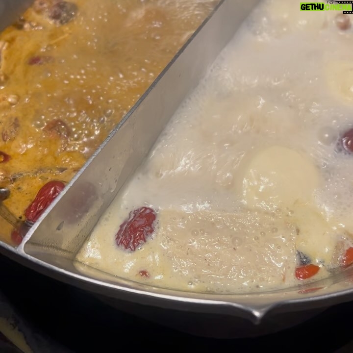 Mocomichi Hayami - 7.2K Likes - #taiwan
#台湾
#台湾美食
#食#旅#食旅
#九份
#台南
#迪化街
#台湾夜市