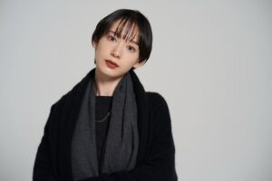 Moeka Hoshi Instagram - .
NorieMさん(@noriem_press )のインタビュー記事が公開されました。
初舞台について… #無駄な抵抗　

ところで髪切って本当によかったことない？だよね！