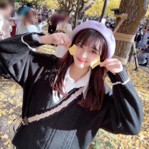 Moeka Ukawa Instagram - ♡
今年もイチョウ見に行けました！☺️