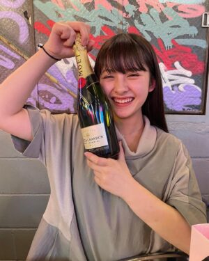 Moeka Ukawa Instagram - ♡
2022年♡
今年は20歳になり、
やりたいことに少しずつ近づいた1年だったかな？と思います！！
・
自分の中で明確な目標ができ、
まだその目標は達成出来ていないので来年はさらに頑張りたいです！！✨
・
そして来年はずっと出たかった2.5次元舞台アサルトリリィもあります！！
少しずつ成長できるように頑張ります！！

今年も1年有難う御座いました。
来年もよろしくお願い致します‎‎⋆‎｡˚☆✩˚｡⋆

来年も皆さんに素敵な発表が出来ますように💜