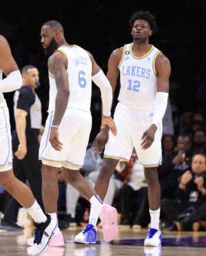 Mohamed Bamba Instagram - Dub. 💙🤍💛