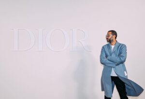 Mohamed Faraag Instagram - Super proud to have witnessed such historical event with the most magnificent backdrop in my home town - Egypt ♥️

Thank you @dior and @mrkimjones for an unforgettable experience 🤍

In full @dior 

📸 @abanoub_kinz_photography @mohamedabdellahph @patricksawaya 

#dior #diormenfall2023