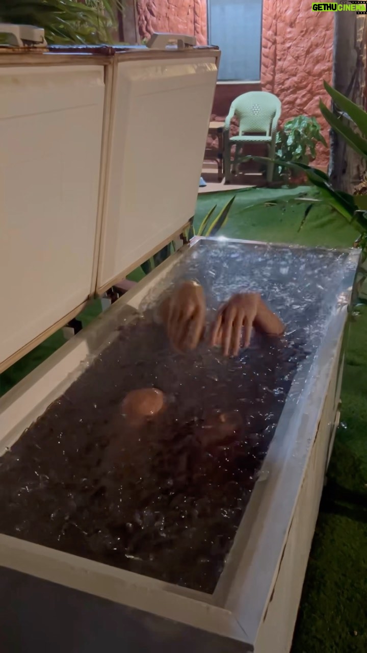 Mohamed Mrad - 27.8K Likes - Mental workout ❄️🧊🥶
#icebath #stayuncomfortable #coldhealing
