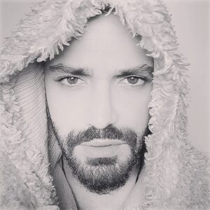 Mohammad Reza Zhaleh Instagram - .
درون من
—————-
‎نویسنده:
محمدرضا ژاله
@mr.zhaleh 
——————
‎ویدئو:
‎ونداد عبدالرحیمی
@v.graphics 
——————
‎ترجمه:
‎امید فتحی
@mrfathi.official 
——————
همراهان گرامی جهت دسترسی آسان به ویدئو ها لطفاً به کانال تلگرام بنده مراجعه کنید

https://t.me/zhalehism

—————-
‎#محمدرضاژاله
‎#محمدرضا_ژاله
‎#محمد_رضا_ژاله 
#mohammadrezazhaleh
#mr_zhaleh
