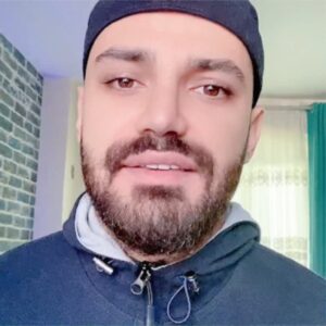 Mohammad Reza Zhaleh Instagram - .
ببخشید مجبورم شدم
🥺
آینده تون برام خیلی مهم بود
——————-
لطفاً به این سایت سربزنید
حتی اگه اطلاعاتتون بیشتر از مقاله ها بود می‌تونید اون رو ارتقإ بدید
ارادتمند شما
محمدرضا ژاله
@mr.zhaleh 
🌹
—————-
ویدئو:
وندادجانِ عبدالرحیمی
@v.graphics 
—————-
#محمدرضاژاله #محمدرضا_ژاله #محمد_رضا_ژاله 
—————-
#mohammadrezazhaleh
#wikipedia 
#inestagram 
#bet