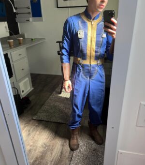 Moisés Arias Instagram - Dripped in Norm*core