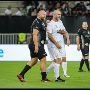 Mokhtar Guetari Instagram - The KING @ericcantona 

Cc. @williamservat
📷 -----> @adil.benayache 

#FootVsRugby #MatchCaritatif #PascalOlmeta #PlatDuPiedSecurité #1ButUnePasseD #OnAGagnéLa3emeMiTemps #PourLaBonneCause