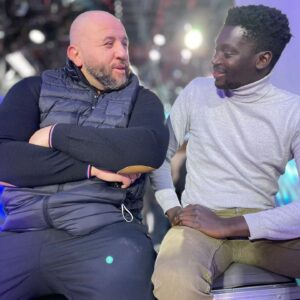Mokhtar Guetari Instagram - Toujours entrain de raconter des conneries la mouette @_ericmendes #QuandLaSecuRencontreLeChauffeurDeSalle
#CestVousLesSaloooo #Frero #KiffMonTaff
📷 ----> @f1jmt