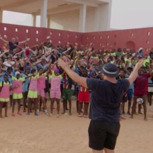 Mokhtar Guetari Instagram - Un séjour inoubliable avec le @rugbyfrenchflair au Sénégal.
Aucune définition possible pour definir les sourires de tout ces enfants. 
Merci @chezmoiprod pour cette vidéo 

#RugbyFamily #rugbyfrenchflair #rugbysocial #senegal🇸🇳 #dakar #stlouis #thies
#enfant #joie #sourire #regalade #enfantheureux #reels #labonnehumeur #merci #JoubliePasDouJeViens