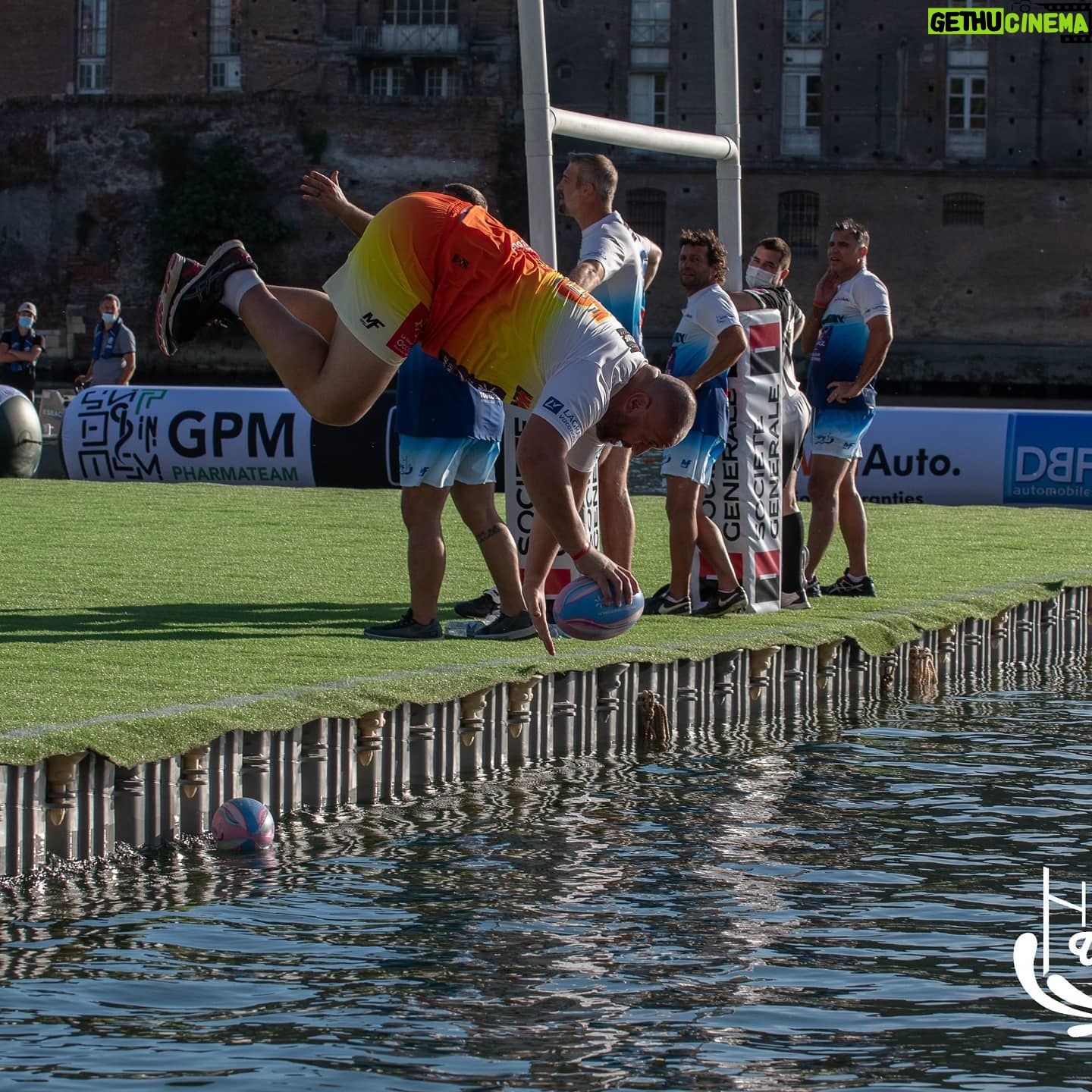 Mokhtar Guetari - 3.5K Likes - Aaallllllez plus hhaaaaaaaaa...... plouf
@waterugbysuddefrance #RugbyFamily #TuVeuxMarquerBenTuPlonges merci encore Ć @yann_delaigue et toutes sa team