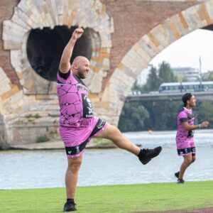 Mokhtar Guetari Instagram - Un week-end de folie avec le @waterugbysuddefrance .
Un gros big up à @yann_delaigue @71_cedric_xviii et à son staff 
Vivement l année prochaine 
MERCI de m'avoir permis de jouer avec les grands noms du rugby @rugbyfrenchflair
#RugbyFamily #TuVeuxMarquerBenTuPlonges
Et un GRAND MERCI @lemondedenono_ et @aaronnephotography  pour les belles photos 📷📷