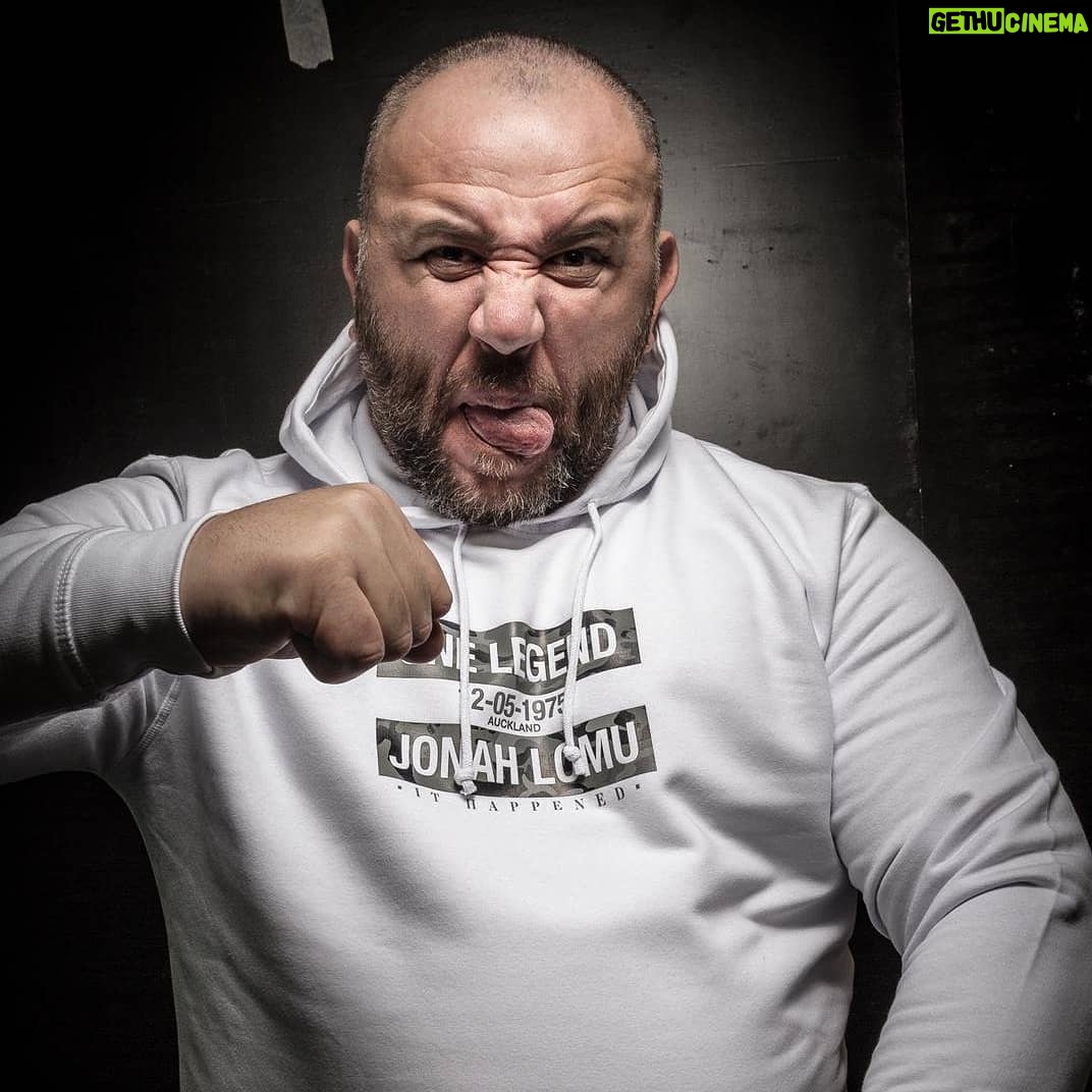 Mokhtar Guetari - 1.4K Likes - @ithappened_official #JonahLoMu š #RugbyFamily Ƨa va venir foooort #ResterConnecter šŖš½