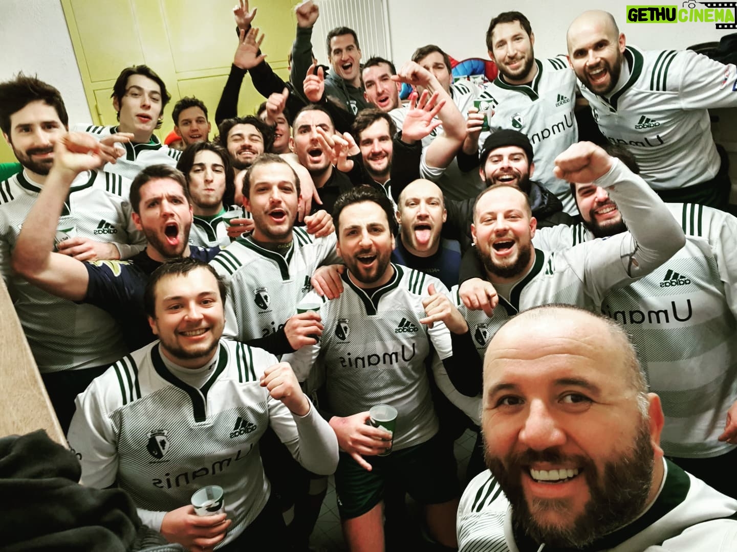Mokhtar Guetari - 1.2K Likes - Victoire de fin d annƩe avec les copains du @rugbyclubsuresnes 45 5 #PlusQuUneEquipeUneFamille
@raynaldinhio @ange.lebomin @romainmzg @mathieuchar19 @paolofarina @sacharcs9 @charles___dupuy @lu_u.b @gramien @louis_ackard @ludovicbey @kid2m @th_bft @franckcanard @quentinriri
#VertEtNoir #Susu