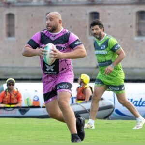 Mokhtar Guetari Instagram - Un week-end de folie avec le @waterugbysuddefrance .
Un gros big up à @yann_delaigue @71_cedric_xviii et à son staff 
Vivement l année prochaine 
MERCI de m'avoir permis de jouer avec les grands noms du rugby @rugbyfrenchflair
#RugbyFamily #TuVeuxMarquerBenTuPlonges
Et un GRAND MERCI @lemondedenono_ et @aaronnephotography  pour les belles photos 📷📷