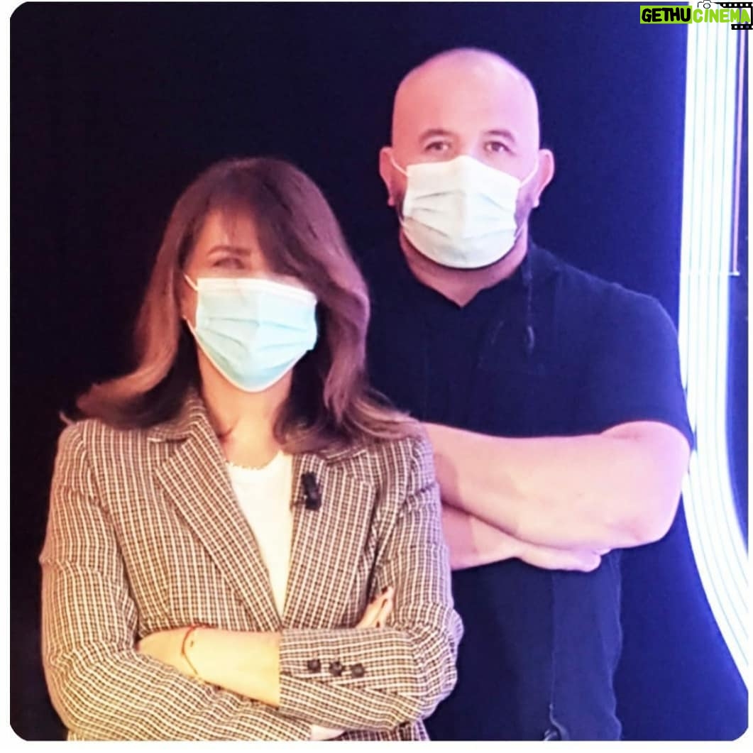 Mokhtar Guetari - 1.7K Likes - Sortez couverts š·
@valerie.benaim š