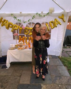 Molly Windsor Instagram - Celebrating a beautiful lady on her 80th birthday 🌹