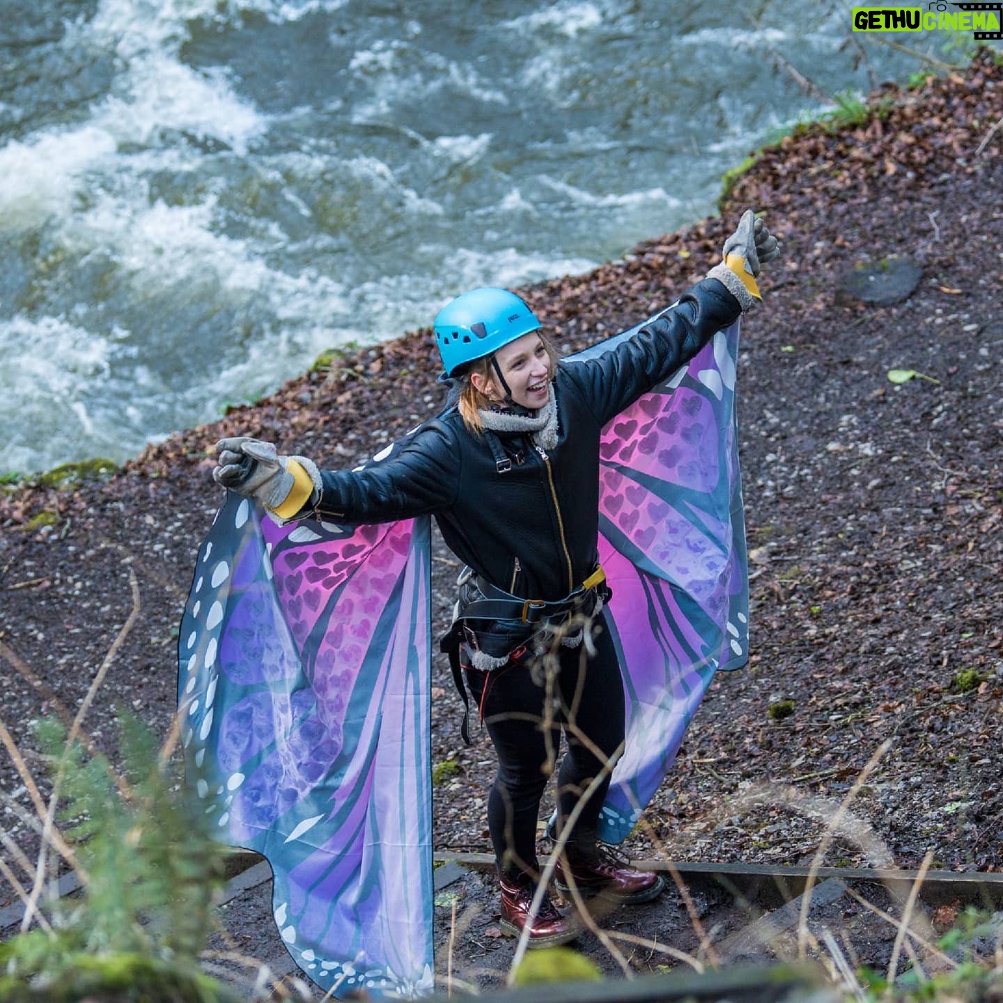 Molly Windsor - 657 Likes - #buildingstrongerwings š¦ link in bio
Photos: Rodney Wetton