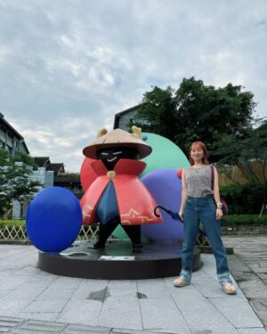 Momo Instagram - #はろりin重慶🇨🇳

だれなのかわからないでもツーショットは撮りたい②

#だれだれさんシリーズ