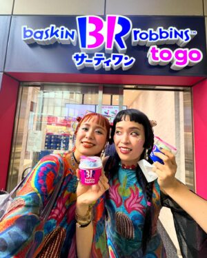 Momo Instagram - サーティワン歳💓🌈✌️