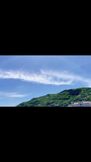 Momo Asakura Instagram - 撮影の合間に出てきた虹🌈
ラッキーガール😃

#Apiacere
#長崎
#麻倉もも
#もちょ10
#5周年