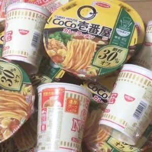 Momo Asakura Instagram - いくら糖質オフでもこんだけ食べたら…🤔 #MOMO・SORA・SHIINA Talking Box
#カップ麺
#もちょ10 #麻倉もも #オンラインもちょ