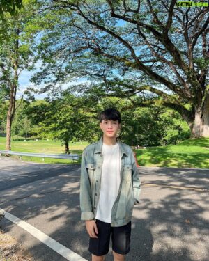 Mon Hatsawatchon Wongsrisai Instagram - Life hurt, nature heal.🌳🍃🤍