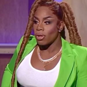Monét X Change Instagram - Who gave her the right?
•
Wearing @marcellvonberlin 
Styled by @taylororear 
Hair @edwardsizzahands2.0