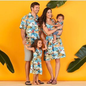 Monica Ruiz Instagram - When work kids resemble you more than your own child 😂 #Disney #matchingoutfits #workfamily