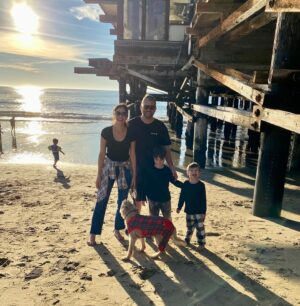 Monica Ruiz Instagram - That’s Los Angeles California for ya. She shows out on Christmas at 76 Degrees and keeps you wanting more #sirensong 🧜‍♀️ (dogs are not allowed on the beach please do not report this thank you) Merry Christmas 🎄