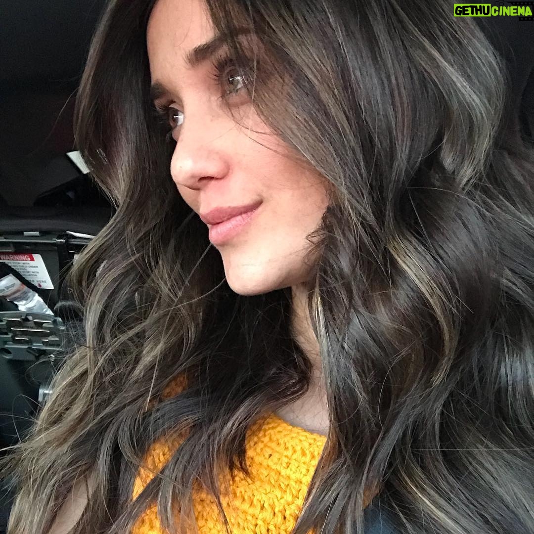 Monica Ruiz - 572 Likes - @kristenjdalton made me post a #hairselfie and @iamemilydawn made me kinda sorta want to 😜 she’s a #magician #sorryfortakingupyourwholeday #sorrynotsorry #fixmymomhair