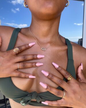Monique A. Green Instagram - Beachy 🏝️