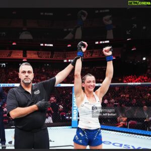 Montana De La Rosa Instagram - Thank you Louisville! What an amazing night! It feels so good to get back in the win column. I couldn’t have done it without my family and coaches thank you guys for everything you do. I’m excited to bring this win back to our gym @delarosammaazle thanks for the support everyone 💕