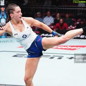Montana De La Rosa Instagram - Thank you Louisville! What an amazing night! It feels so good to get back in the win column. I couldn’t have done it without my family and coaches thank you guys for everything you do. I’m excited to bring this win back to our gym @delarosammaazle thanks for the support everyone 💕