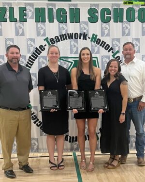 Montana De La Rosa Instagram - Honored to be inducted into the Azle Athletic Hall of Fame today. I was inducted twice, once as an individual and another with my 2013 high school wrestling team. 💚 #azlehornets