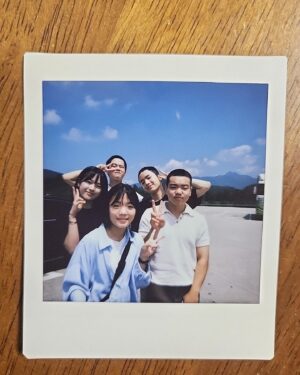 Moon Woo-jin Instagram - 우진이가 무더운 여름날 촬영을 행복하게 할수 있었던 이유🥰

kbs 드라마스페셜 ‘폭염주의보’의 추억♥️

wavve에서도 볼수 있으니 많은 시청 부탁드립니다🥰

#KBS
#폭염주의보
#장민석 감독님
#문우진 김이준
#박서경 한여름
#최현진 정지욱