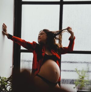 Moran Rosenblatt Instagram - 2 pictures 2 months ago when I was 9 months pregnant. Behind the camera 📷 @nitzangilady