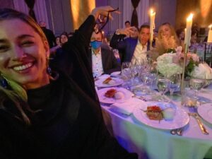 Moran Rosenblatt Instagram - I came to New York to take part in a gala event of an organization that I just got to know and I am so so happy that I did. Rabbi Vigler and all of the other amazing people from “Belev Ehad” are doing the job of the angels looking out for injured soldiers. I was honored to take part in this event and meet the people that help them and especially the soldiers. @belevechad @rabbivigler hope I represented #hitandrun and #fauda with respect ♥️