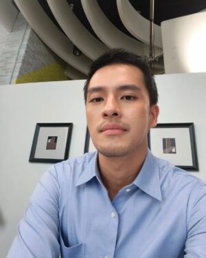 Morgan Oey Instagram - Aku bentar lagi pulang kantor, kamu mau dibawain apa?

Misal..