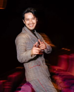 Morgan Oey Instagram - In custom-made Boy Ariyandhi (grey checks drapped collar jacket with matching pantalon) for Srimulat Gala premiere. Crafted by @boy_ariyandhi shot by @armanfebryan