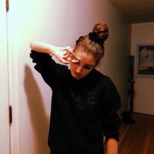 Morgan Taylor Campbell Instagram - Prenight - Decomposition - Wine Gremlin

And a two hour marinade in the tub with Gremlin Twin @sarahdugdale
