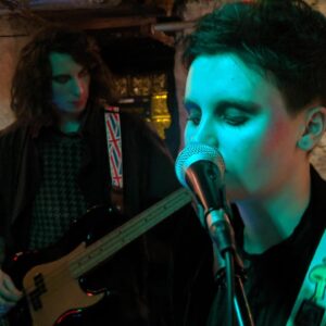 Morgan Turner Instagram - we learned 5 cure songs in 2 and a half weeks....or whatever (📸: @robb_dukes) 🙄🖤💋 #thecure #doublesuede #phillydiy #halloweekend #luigismansion #wearerobertsmith #synthlordpatrick