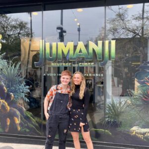 Morgan Turner Instagram - swipe all the way over for Terry Sue’s Bus Chair #jumanjithenextlevel #jumanji #sonypictures #pressjunket (thanks to everyone on the bus and everyone not on the bus this week was a wild ride and it’s all thanks to y’all 🤩)