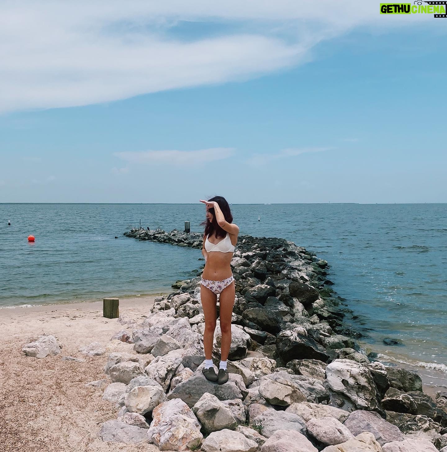Moriah Brooklyn - 2.1K Likes - — cherry-flavored lip gloss kisses & a poem about the moment we met