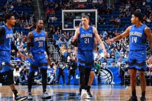 Moritz Wagner Instagram - yea I care bout my dawwwgs
yea I care about my team
